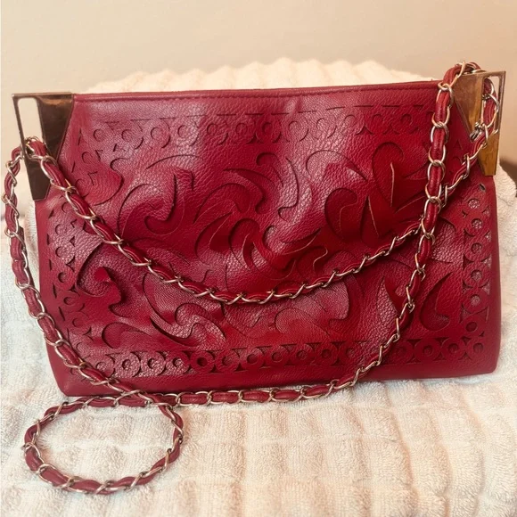 Handmade artisan laser cut leather bag artist unknown. Pristine real silk lining - Picture 3 of 14